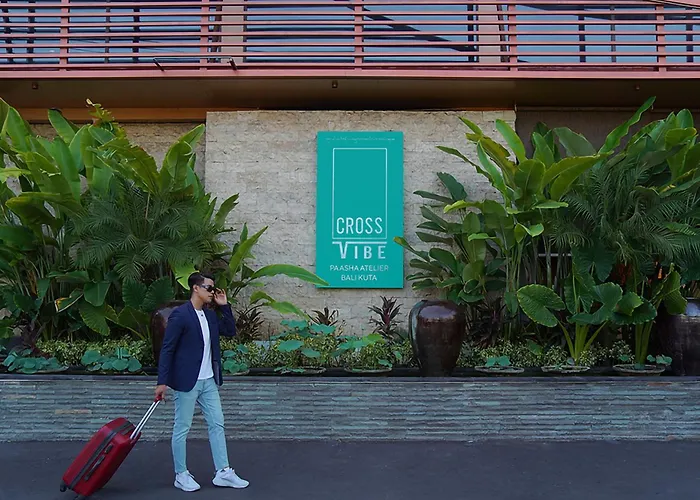 ホテル Cross Vibe Paasha Atelier Bali