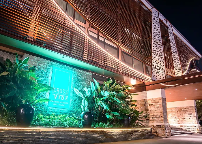 Cross Vibe Paasha Atelier Bali 4* クタ